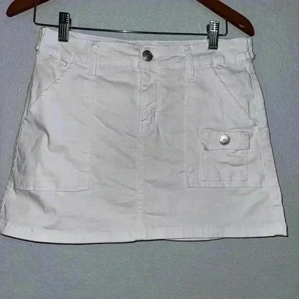 Hot Kiss White Mini Cargo Skirt / Size 9 / Y2K Style